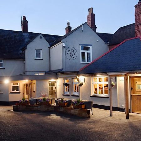 Alfred Russel Wallace Restaurant With Rooms Usk Exterior foto